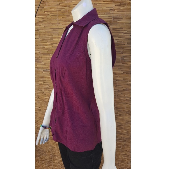 Cotton Purple Lavender Sleeveless Button Up Blouse - Picture 3 of 7